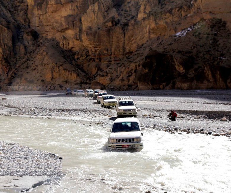 4WD overland experience in Nepal